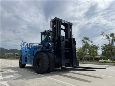 Xe nâng điện SOCMA 45 tấn
