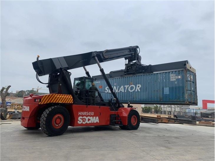 Xe nâng container 45 tấn Reach Stacker