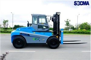 Xe nâng hạng nặng 13,5 tấn để cho thuê xe nâng