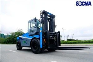 Xe nâng lớn 13.5 tấn cho thuê