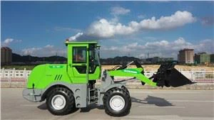 Máy xúc lật nhỏ gọn chạy điện 1,8 tấn