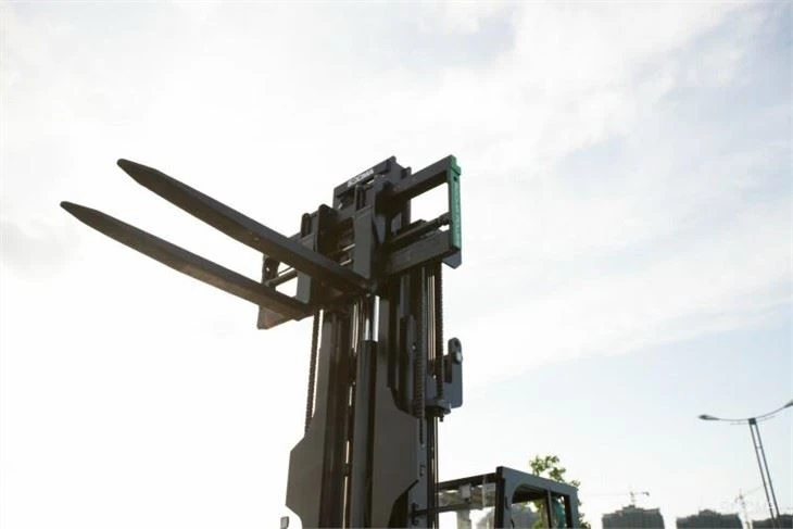 SOCMA 16 Ton Heavy Duty Forklift