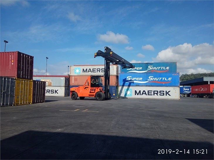 SOCMA 30t Forklift With Container Spreader