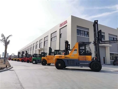 Xe nâng SOCMA: Mang lại hiệu quả và năng suất với thiết bị chất lượng